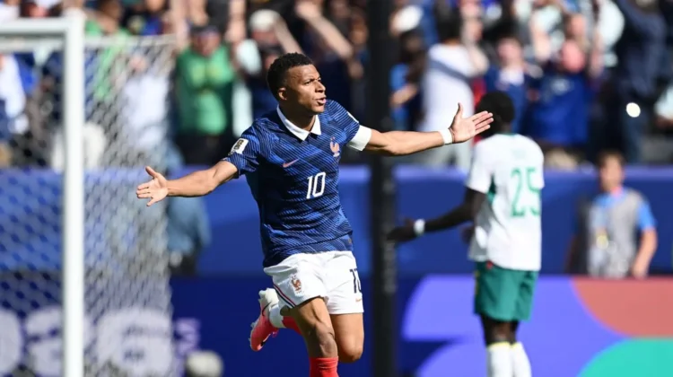Mbappe Pecahkan Rekor Giroud, Jadi Top Skor Sepanjang Masa Prancis