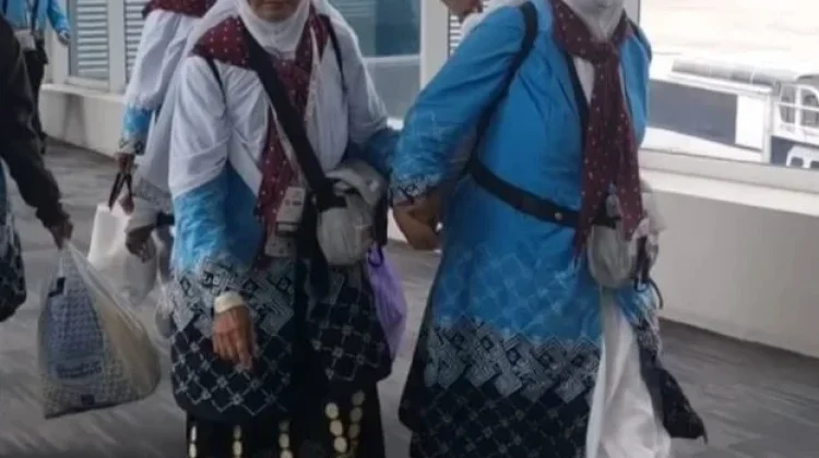 Kloter 25 KJT Kabupaten Cirebon Tiba di Kertajati, Satu Jemaah Wafat di Tanah Suci