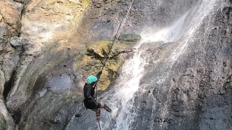 Curug Sema Gunungmanik, Pesona Air Terjun yang Menyimpan Jejak Legenda Pajajaran