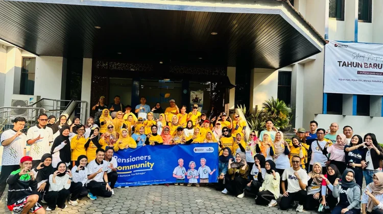 TASPEN Cirebon & Bank Mandiri Taspen Gelar Senam Bersama Pensioners Community
