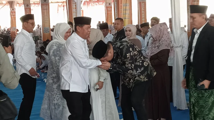 Lebaran Anak Yatim, Bupati Eman Suherman: Komitmen Majalengka ‘Langkung SAE’