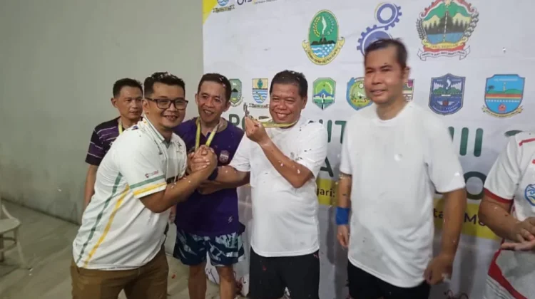 Majalengka Juara! Eman–Arif Raih Emas Bulutangkis di Porsenitas XIII Cirebon