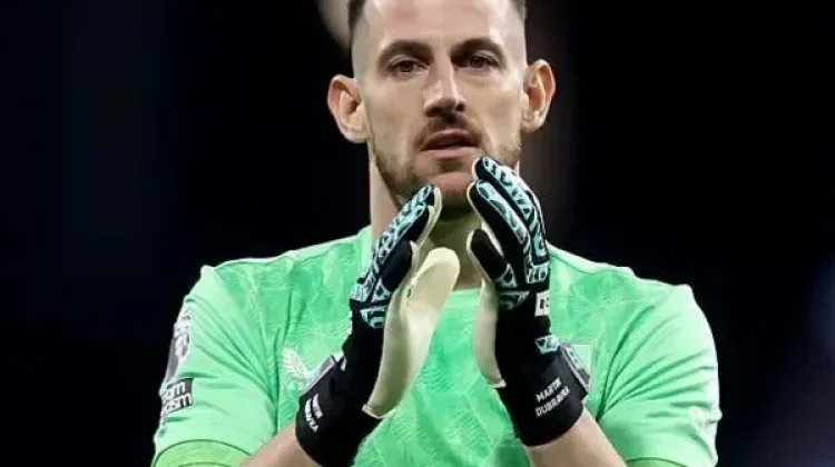 Spurs Resmi Rekrut Martin Dubravka dari Burnley