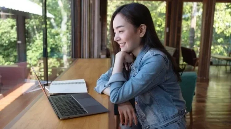 Workcation dan Tren Kerja Fleksibel