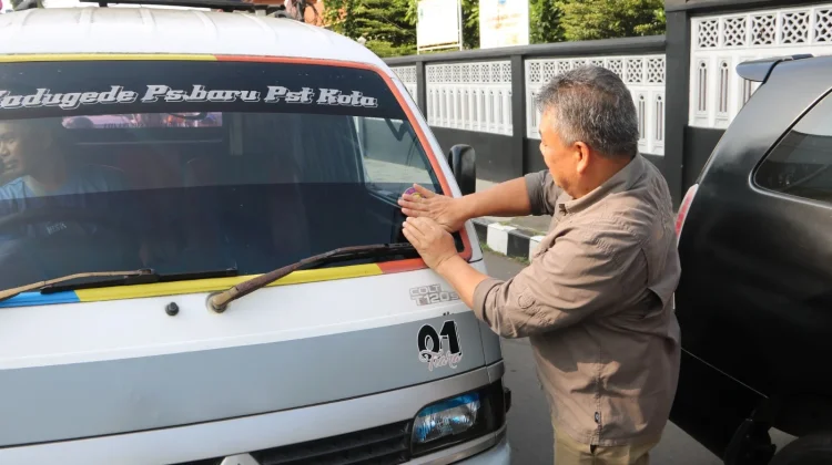 BNNK Kuningan Turun ke Jalan Kampanyekan Perang Melawan Narkoba