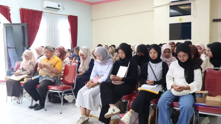 Topeng Cirebon Didorong Tetap Eksis di tengah Perkembangan Teknologi