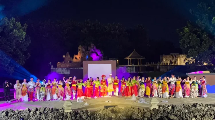 Pagelaran Asmaraloka Perkuat Peran Gua Sunyaragi sebagai Ruang Budaya
