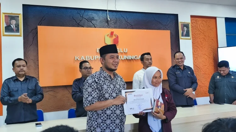 Bawaslu Kuningan Gelar Pendidikan Pengawas Partisipatif untuk Pemilih Pemula