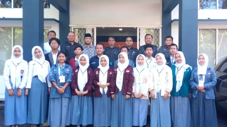 Bawaslu Kuningan Gelar Pendidikan Pengawas Partisipatif untuk Pemilih Pemula