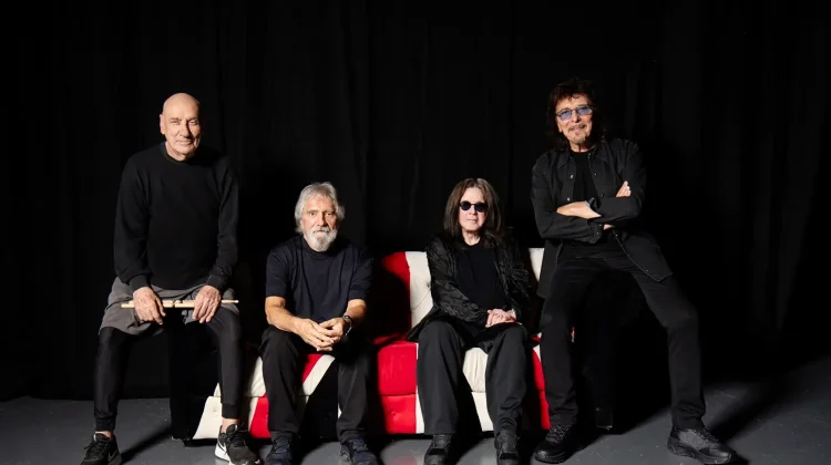 Buku Eksklusif Black Sabbath Rayakan Warisan Ozzy Osbourne