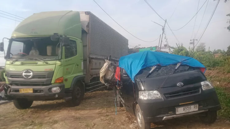 12 Nyawa Melayang akibat Kecelakaan Maut di Pantura Indramayu