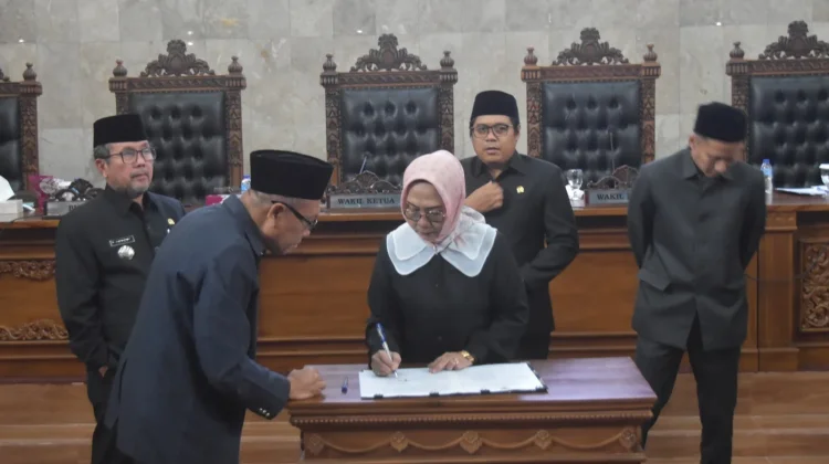 Pemkab Cirebon Jadikan Masukan DPRD Sebagai Bahan Evaluasi Pengelolaan APBD