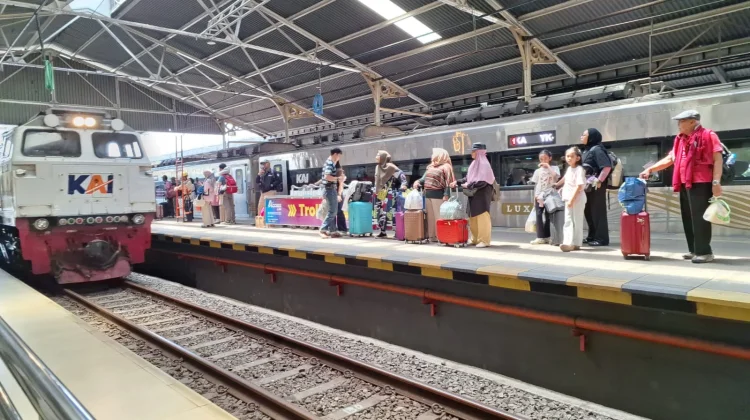 Okupansi Kereta Daop 3 Cirebon Tembus 118,5 Persen Selama Liburan