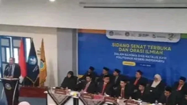 Sidang Senat Terbuka Warnai Dies Natalis Ke-18 Polindra