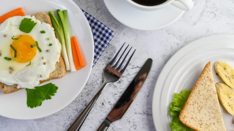 Kebiasaan Sarapan Menjaga Gula Darah Stabil