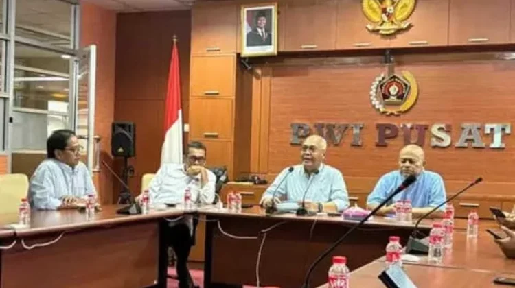 PWI Pusat : Hotman Paris Harus Minta Maaf ke Wartawan