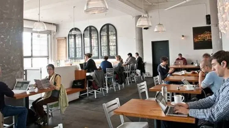 Work from Cafe, Gaya Produktif Baru Favorit Gen Z