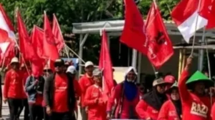 Serikat Tani Indramayu Jalan Kaki ke Istana Menagih Janji Kementan