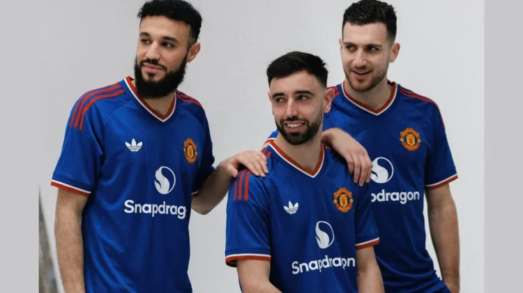Manchester United Resmi Luncurkan Jersey Tandang Musim 2026/27 Bernuansa Retro