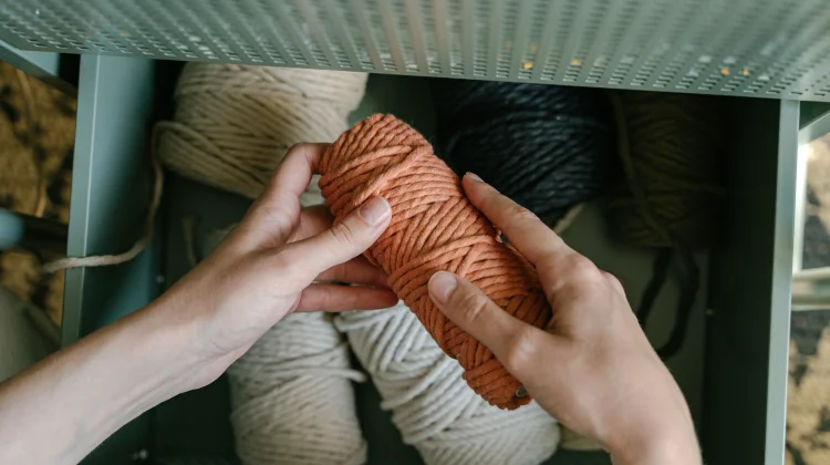 Kreativitas dari Benang, Devan Handy Craft Andalkan Inovasi dan Tren Pasar
