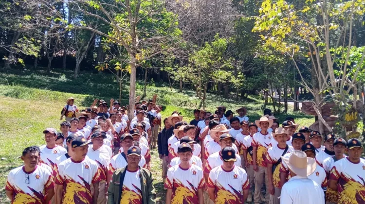 Ratusan Kader Gerindra Kuningan Digembleng Semi-Militer di Sumedang