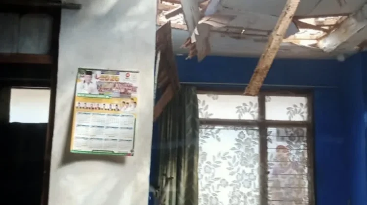 Rumah Ambruk yang Dihuni Difabel di Kuningan Butuh Uluran Tangan