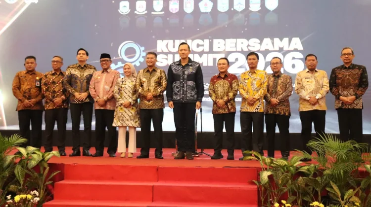Kunci Bersama Summit 2026, Kabupaten Cirebon Siap Jadi Daerah Tujuan Investasi