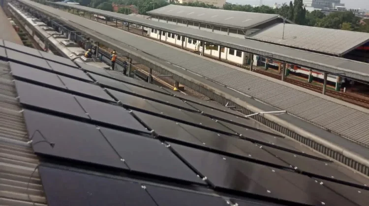 Dukung Net Zero Emission 2060, KAI Daop 3 Cirebon Perluas Program Energi Hijau