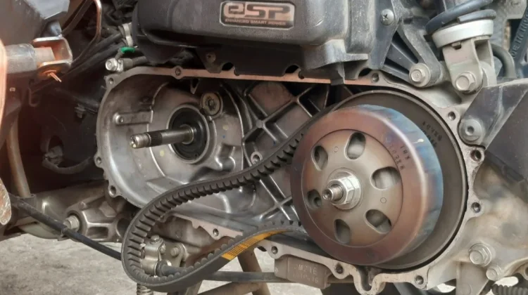 Tinggalkan Rantai, Ini Alasan Motor Matic Gunakan V-Belt