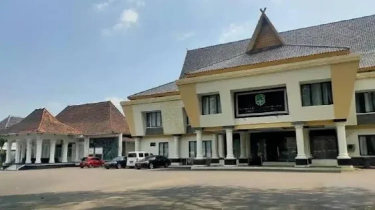 DPRD Majalengka Bubarkan Forum K3S