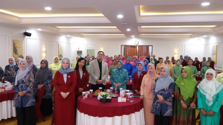 OJK Cirebon Dorong Perempuan Cerdas Kelola Keuangan Keluarga