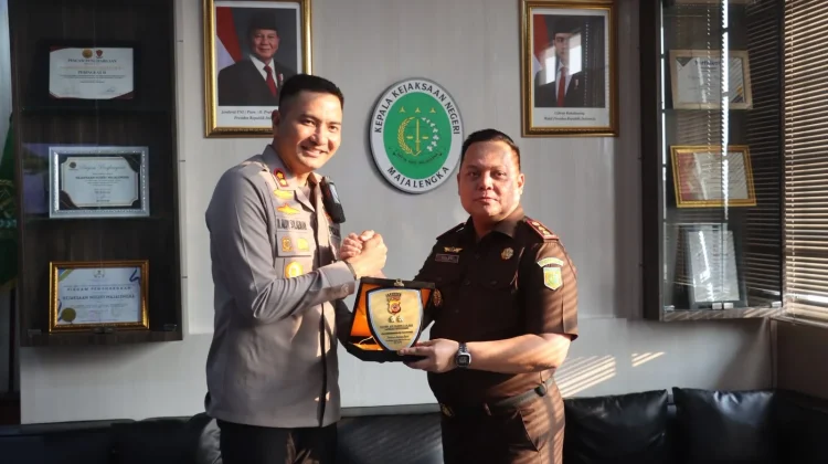 Perkuat Sinergi Penegakan Hukum, Kapolres Majalengka Sambangi Kejaksaan