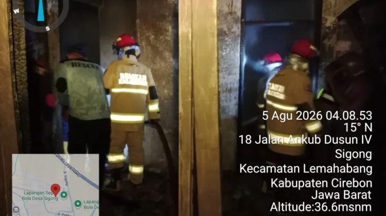 Kebakaran Hanguskan Rumah di Lemahabang Cirebon Dini Hari