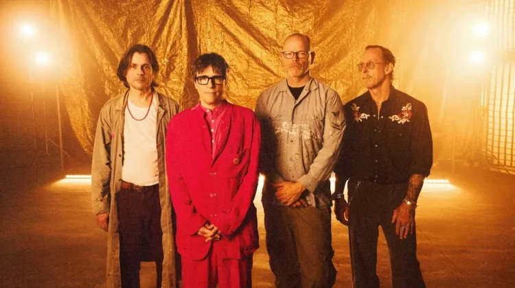 Weezer Perpanjang Tur Konser