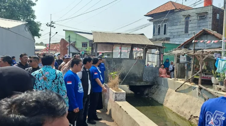 Wali Kota Cirebon Tinjau Padat Karya Sungai di Kalijaga