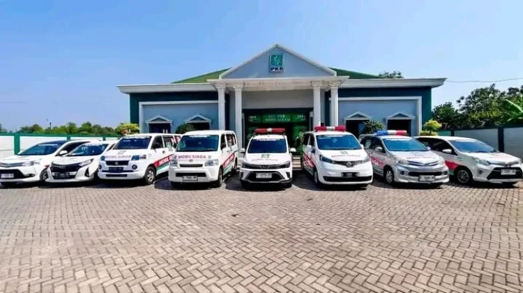 PKB Indramayu Meluncurkan Mobil Siaga Layanan Kesehatan Warga