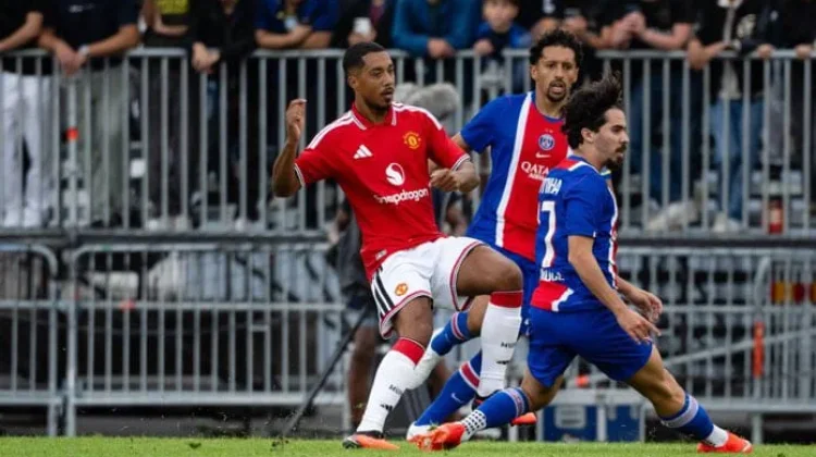 Manchester United Ditahan Imbang PSG 1-1 pada Laga Uji Coba di Swedia