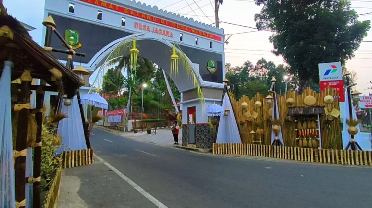 Menjelang Kemerdekaan, Desa Jagara Hadirkan Miniatur Lembur Pakuan KDM