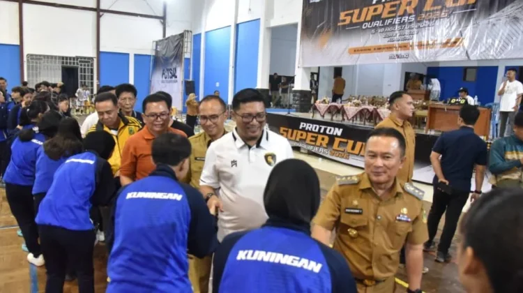 Bupati Kuningan Melepas Tim Futsal Kuningan menuju Kejurda Jabar
