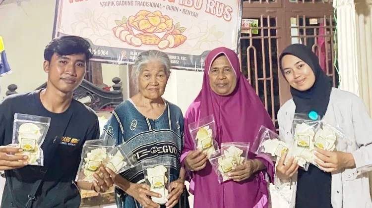 Mahasiswa Untag Cirebon Bantu Digitalisasi UMKM Kripik Gadung