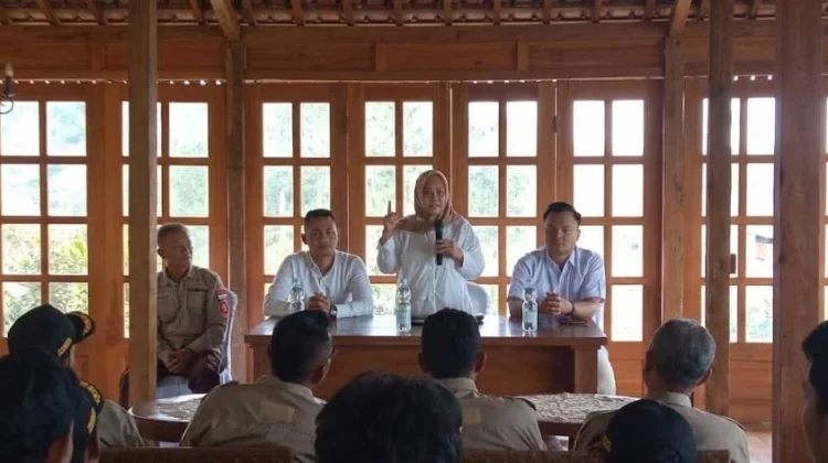Tina Wiryawati Dorong Laskar Gerindra Jadi Penggerak Solusi Warga