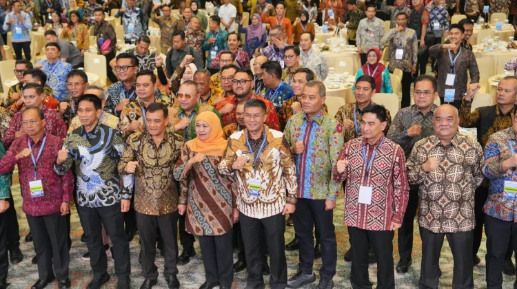 Kawal Program 3 Juta Rumah, Pemprov Jabar Terima Apresiasi dari Kemendagri