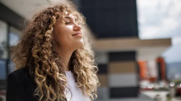 Self-Care Tak Selalu Memanjakan Diri, Ini Cara Sederhananya