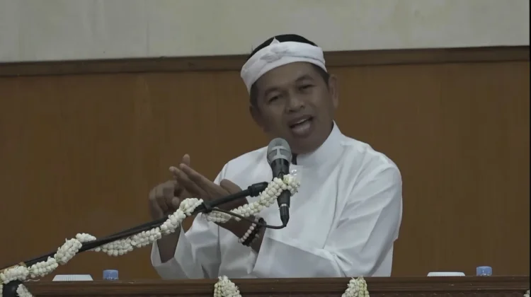 Dedi Mulyadi Tolak Komersialisasi Gunung Ciremai demi PAD