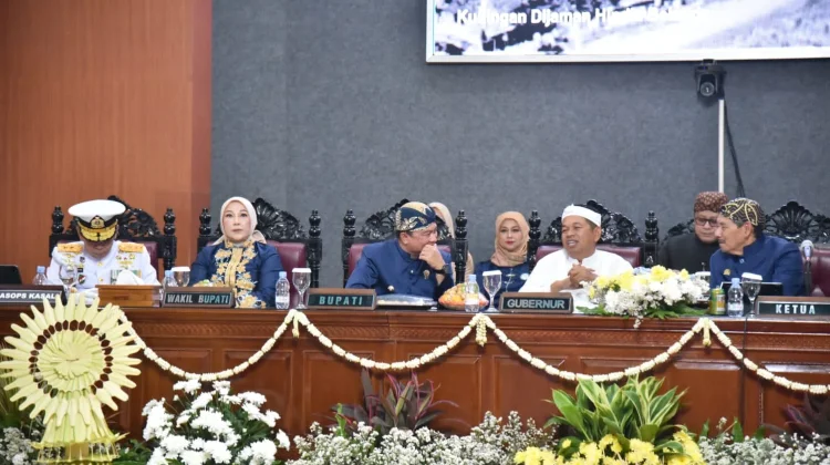 Bupati Kuningan Pamer Capaian, KDM Ingatkan Pembangunan adalah Kewajiban