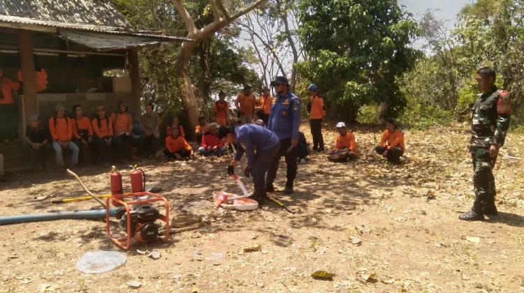 Babinsa Padabeunghar Dampingi KTH Silih Wangi Cegah Karhutla Ciremai