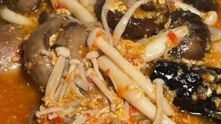 Seblak Jamur Sehat: Pedas, Gurih, dan Praktis Dibuat di Rumah