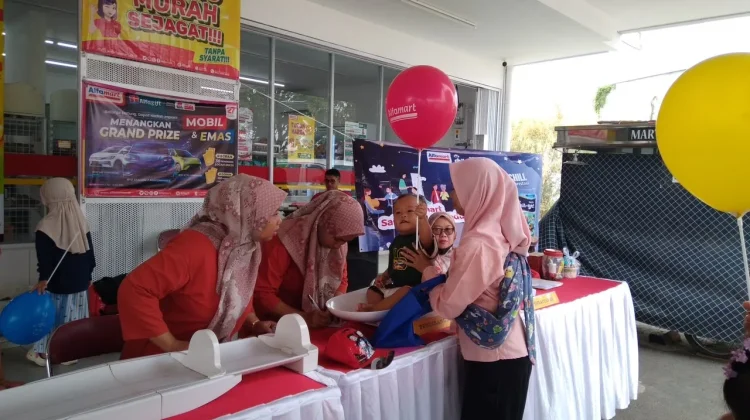 Alfamart Sahabat Posyandu Gandeng Kalbe Nutritionals, Jangkau 2.800 Penerima