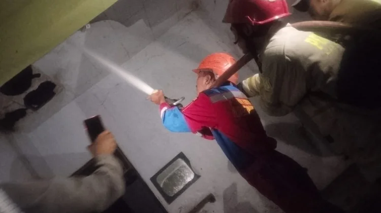 Kebakaran Rumah Kosong di Cipancuh Indramayu Diduga akibat Rokok