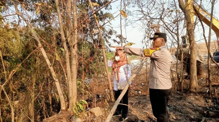 Polsek Cirebon Selatan Timur Respons Cepat Kebakaran Lahan di Kopiluhur